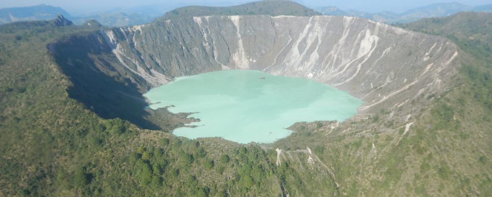 An aerial image of the Chichón volcano in Mexico. 