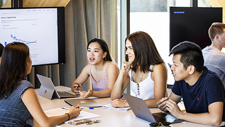 Business and economics: Brilliant Careers start here